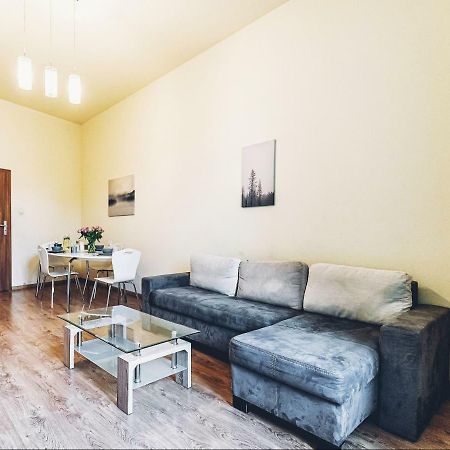 Apartament Zolty Narutowicza 11 Люблин Экстерьер фото